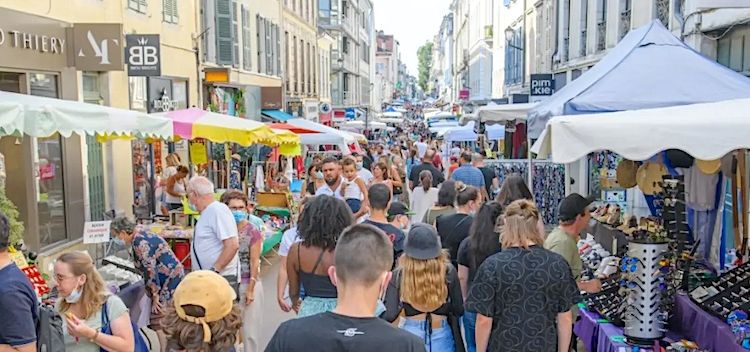 BON PLAN - Traditionnelle braderie d’été au centre de Pau